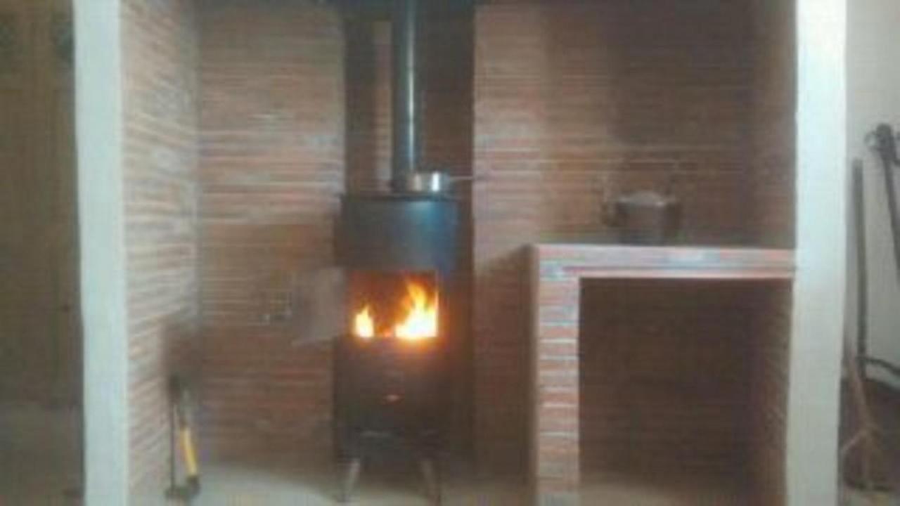 Casa En La Plaza, Hinojares - Ideal For Exploring The Area Buitenkant foto