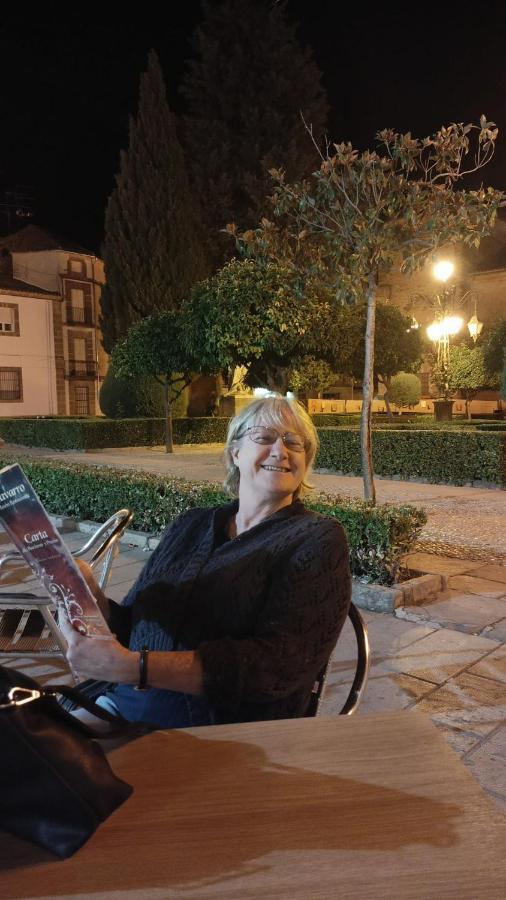 Casa En La Plaza, Hinojares - Ideal For Exploring The Area Buitenkant foto